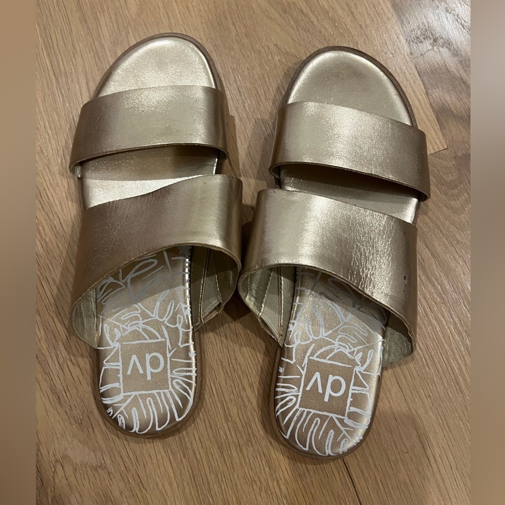 Dolce Vita Gold Slides - Picture 2 of 3
